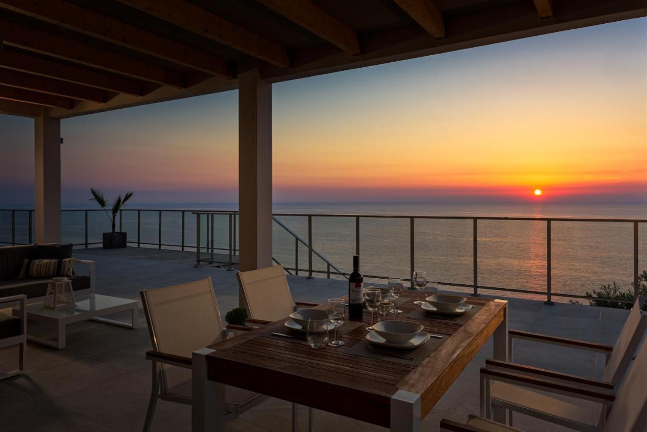 Kathisma Bay Villas - Luxury Villas- Villa Oceanos Kalamitsi  Exterior photo